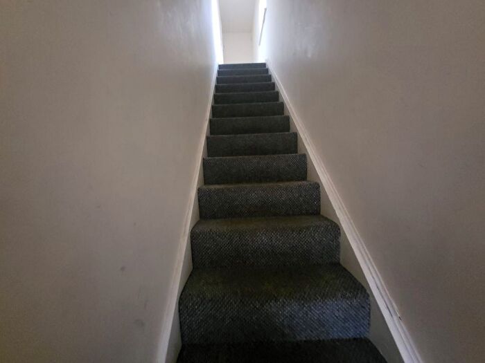 2 Bedroom Flat To Rent In A Wolverhampton Street, Dudley, DY1