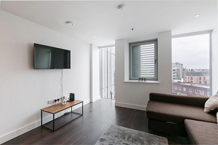 1 Bedroom Flat To Rent In Britannia Point, - Christchurch Road, Colliers Wood, London, SW19
