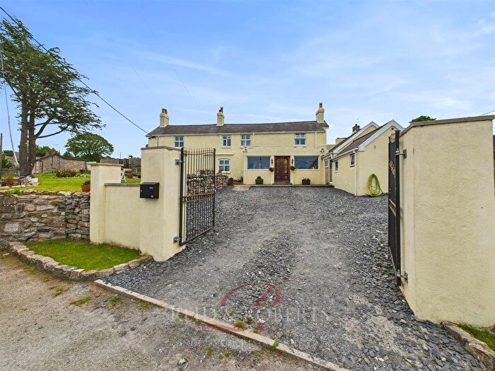 6 Bedroom Detached House For Sale In Trelogan, Holywell, CH8