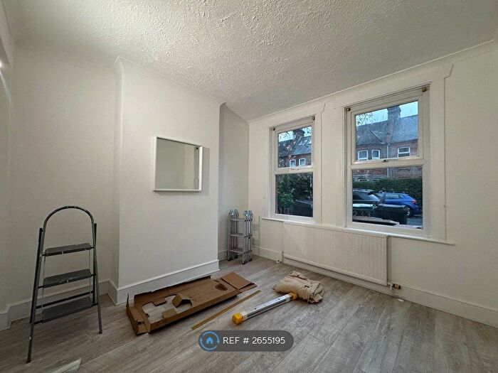 2 Bedroom Flat To Rent In Brettenham Road, London, E17