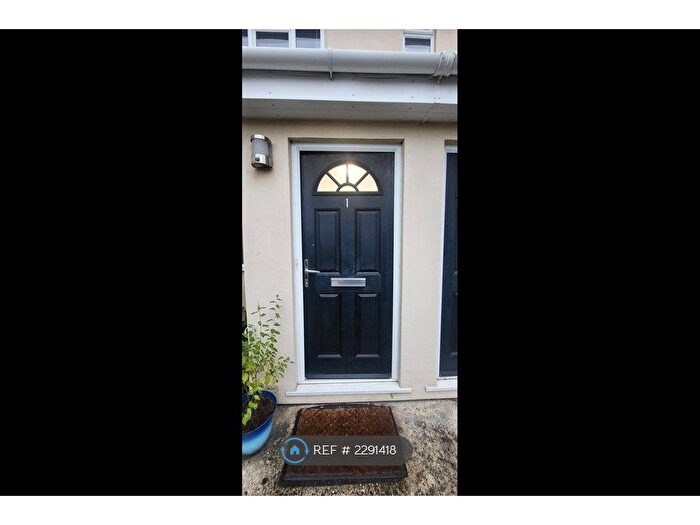 1 Bedroom Flat To Rent In St. Peters Street, South Croydon, CR2