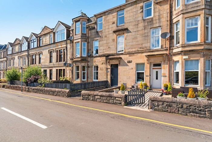 2 Bedroom Flat For Sale In Carlton Place, Moss Road, Kilmacolm, PA13