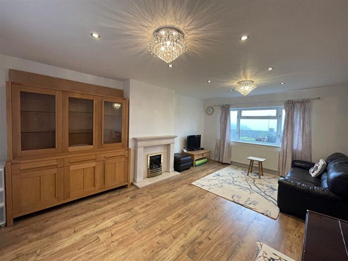 4 Bedroom Property To Rent In Derriman Glen, Ecclesall, S11