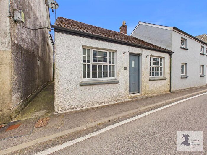 3 Bedroom Semi-Detached House For Sale In Felindre Farchog, Nr Newport, Crymych, SA41