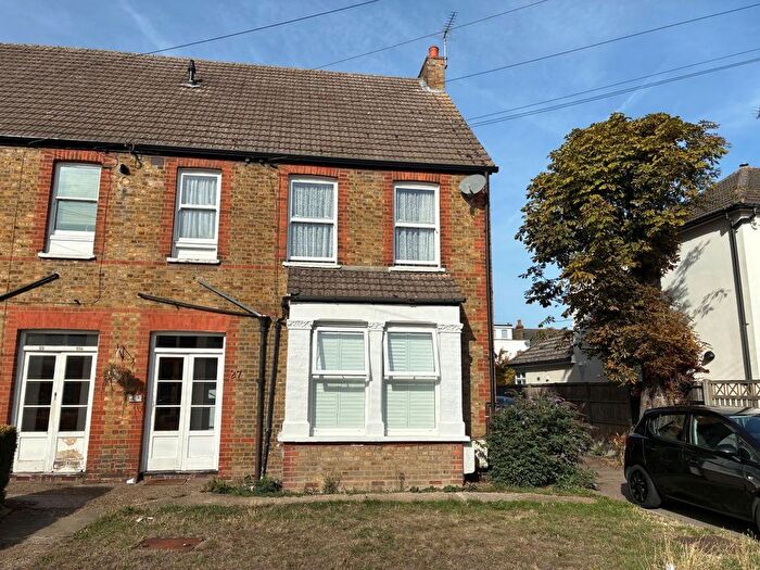 2 Bedroom Flat To Rent In Thetford Road, Ashford, TW15