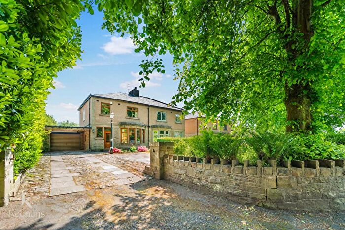3 Bedroom Semi Detached House For Sale In Burnley Road, Rossendale, BB4