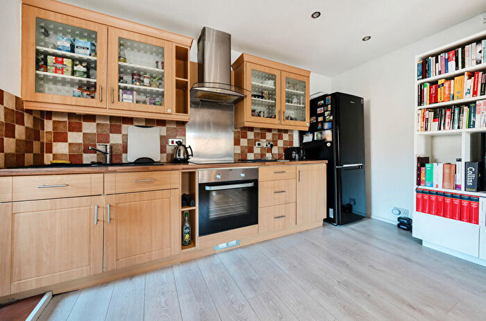 2 Bedroom Semi-Detached House For Sale In Coe Avenue, London, SE25