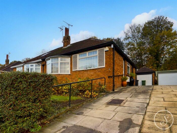 2 Bedroom Semi-Detached Bungalow To Rent In High Moor Crescent, Moortown, Leeds, LS17