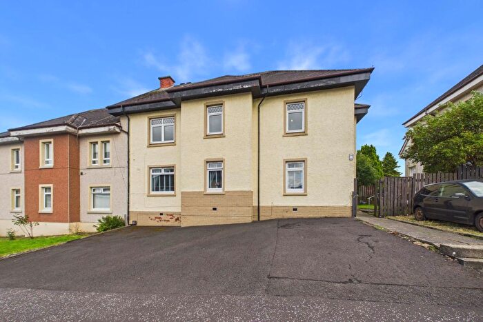 4 Bedroom Cottage For Sale In Woodlands Avenue, Glasgow, G69