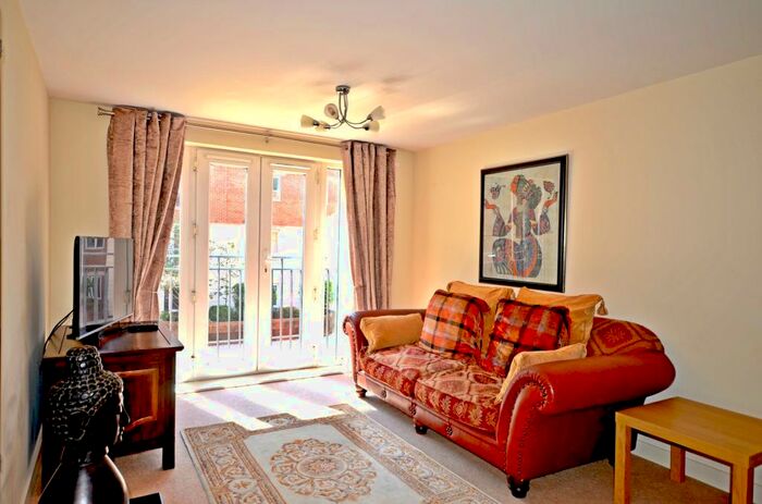 2 Bedroom Apartment To Rent In Park View, SL6