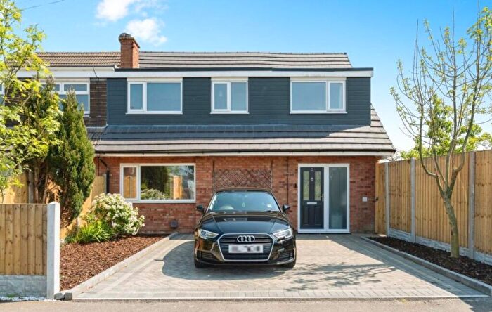 5 Bedroom Semi Detached House For Sale In Saxon Way, Blacon, CH1