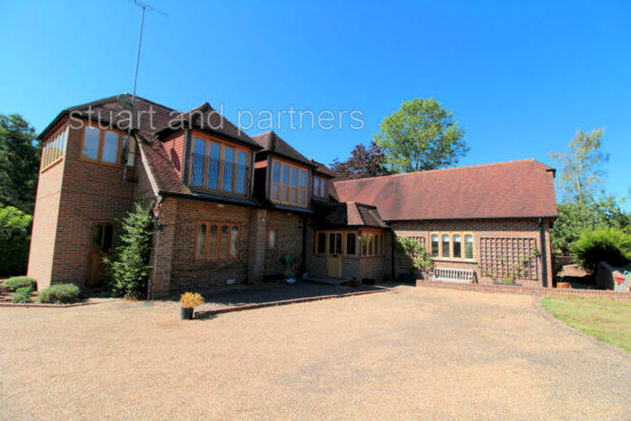 4 Bedroom Detached House To Rent In Foxhole Lane, Bolney, RH17