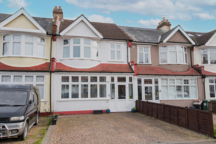 3 Bedroom Terraced House For Sale In Chesham Road, London, SE20