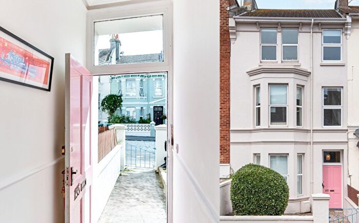 6 Bedroom Terraced House To Rent In Queens Park Road, Brighton, BN2