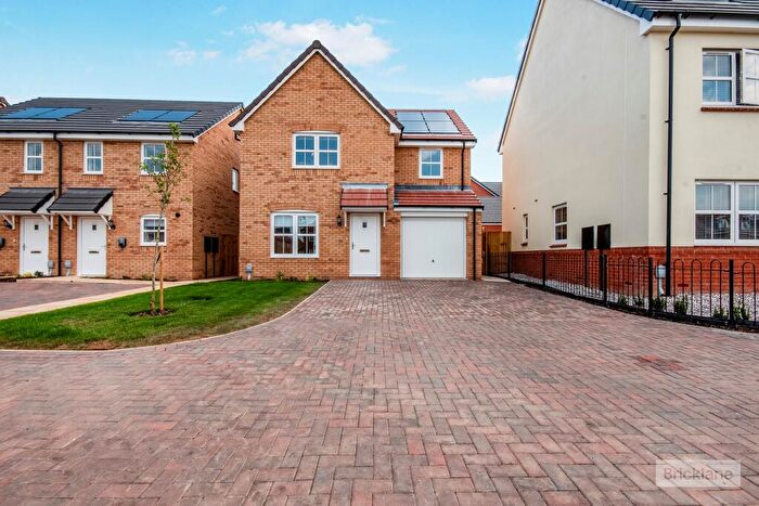 4 Bedroom Detached House To Rent In Lilac Way, Overstone, Northampton, NN6