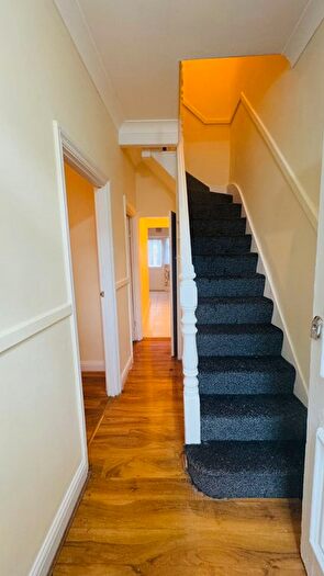 3 Bedroom End Of Terrace House To Rent In Khartoum Road, Ilford, IG1