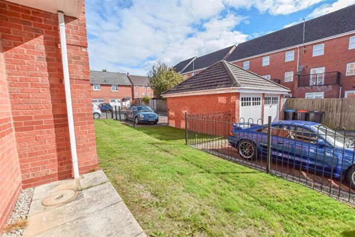 2 Bedroom Apartment To Rent In Millfield, Neston, Cheshire, CH64