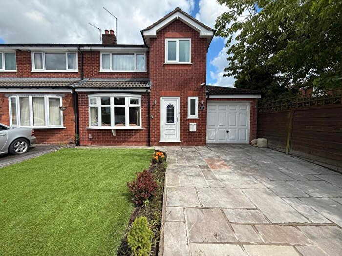 Property To Rent In The Crescent, Radcliffe, Manchester, M26