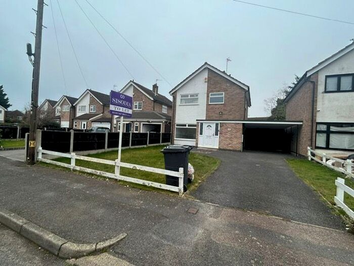 3 Bedroom Detached House To Rent In Yelverton Avenue, Leicester, LE5