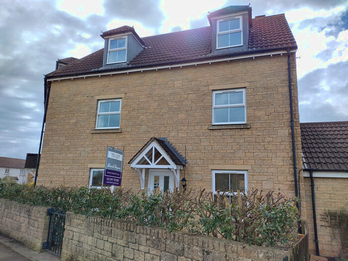 4 Bedroom Town House To Rent In Freestone Way, Corsham, SN13