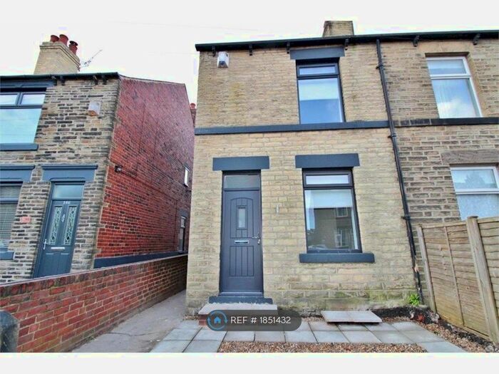 3 Bedroom Semi-Detached House To Rent In Mortomley Lane, High Green, Sheffield, S35