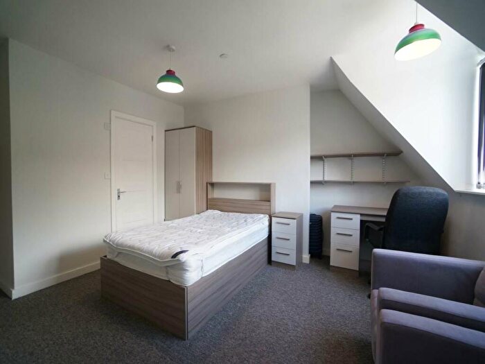 1 Bedroom Apartment To Rent In Deiniol Road, Bangor, LL57