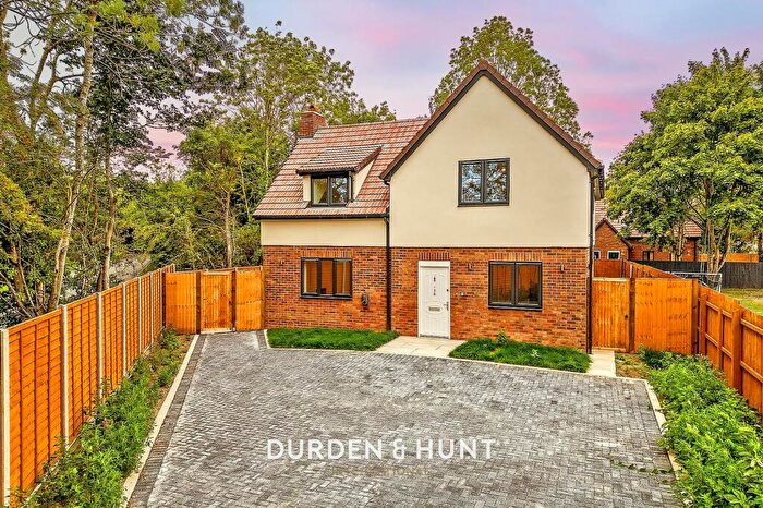 3 Bedroom Semi-Detached House For Sale In Ongar Road, Dunmow, CM6