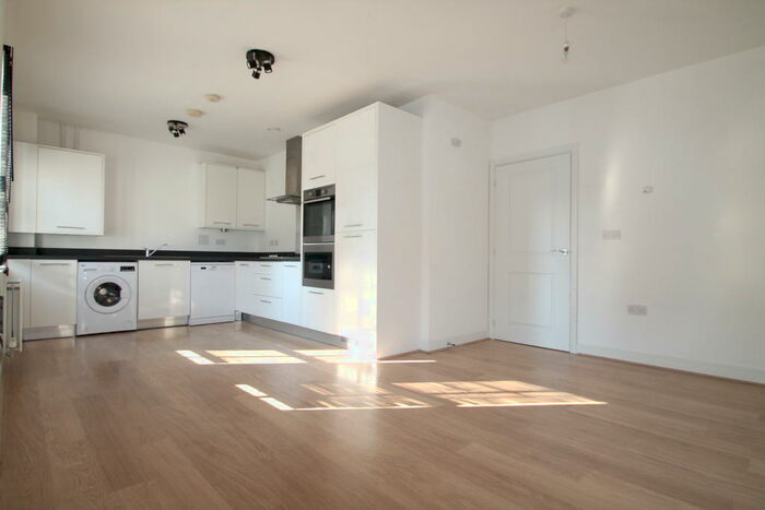 2 Bedroom Flat To Rent In Emerald Court, Rainbow Road, Erith, DA8