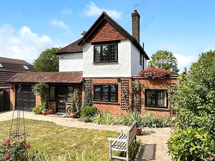 4 Bedroom Detached House For Sale In Jefferies Road, West Horsley, KT24