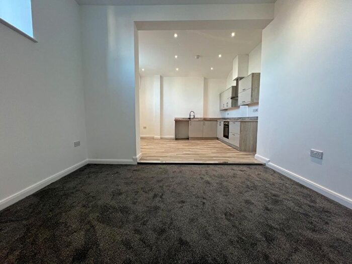 2 Bedroom Flat To Rent In Sheffield Road, Barnsley, S70