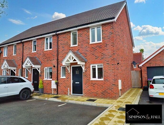 2 Bedroom End Of Terrace House For Sale In Herringe Farm Close, Sellindge, TN25