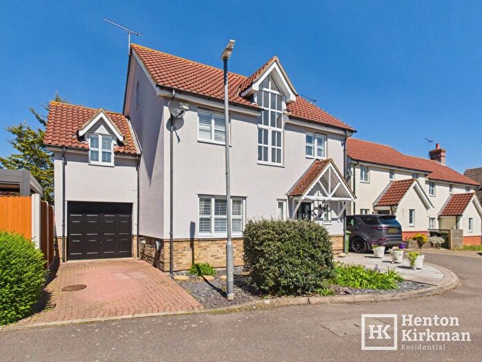 5 Bedroom Detached House For Sale In Calvinia Close, Noak Bridge, SS15