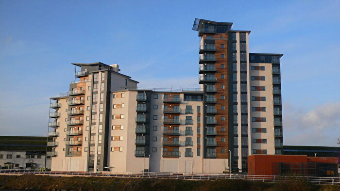 2 Bedroom Apartment To Rent In Overstone Court, Cardiff Bay, CF10