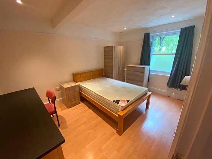 6 Bedroom House To Rent In The Avenue, Inner Avenue, Southampton, SO17