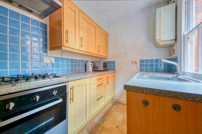 3 Bedroom Terraced House To Rent In Hartopp Road, Leicester, LE2