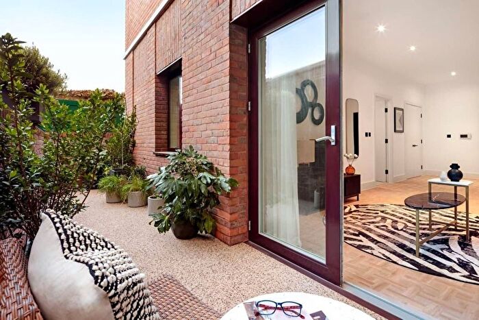 1 Bedroom Flat For Sale In One Clapham, Clapham Junction, London, SW11