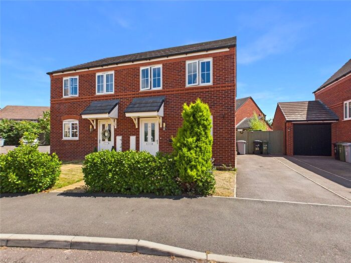 3 Bedroom Semi-Detached House For Sale In Weaver Brook Way, Wrenbury, Nantwich, Cheshire, CW5