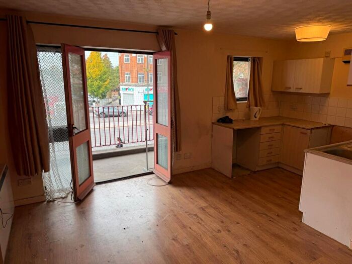 2 Bedroom Flat For Sale In Flat, Burywood Court, Hertford Road, Enfield, Greater London, EN3