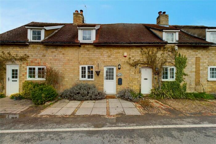 2 Bedroom Terraced House For Sale In High Street, Toseland, St. Neots, Cambridgeshire, PE19