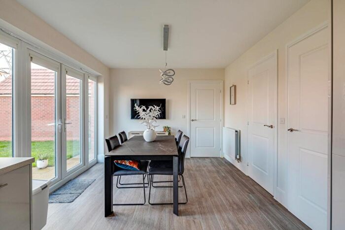 4 Bedroom Detached House For Sale In Old Meadow Drive, Backford, CH1