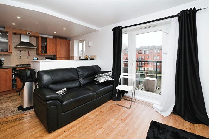 2 Bedroom Flat For Sale In Ellerman Road, Liverpool, L3