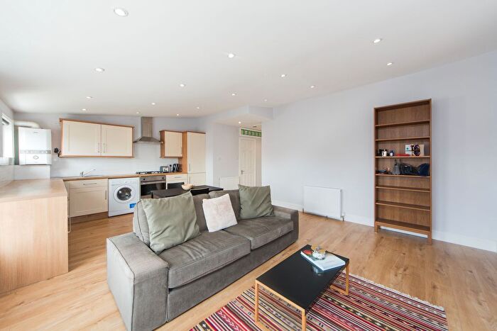 1 Bedroom Flat To Rent In Holland Road, Holland Park, W14