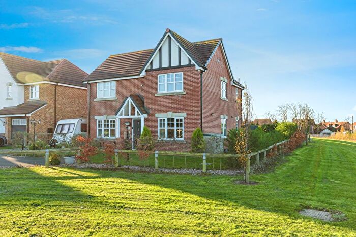 4 Bedroom Detached House For Sale In Lovejoy Close, Blackpool, FY4