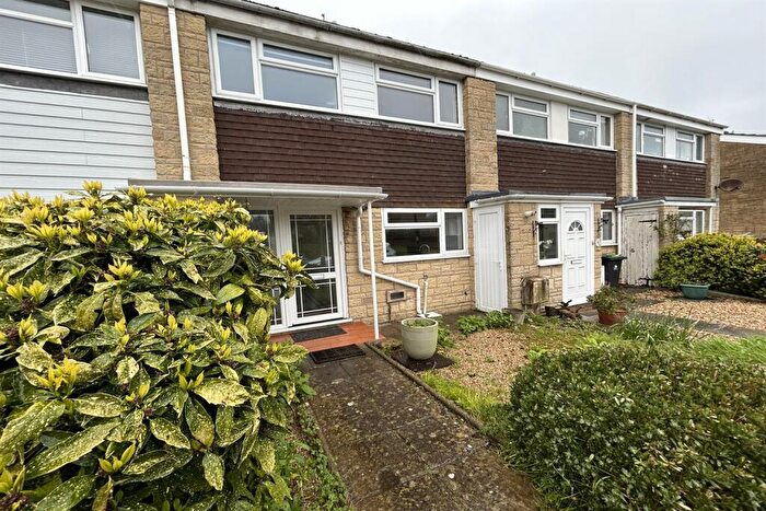 3 Bedroom Detached House To Rent In Bridport, DT6
