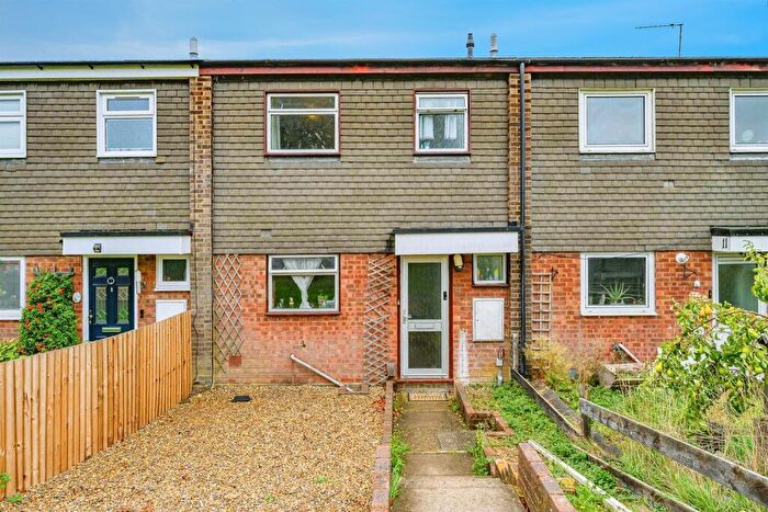 3 Bedroom Terraced House For Sale In Leven Way, Hemel Hempstead, HP2