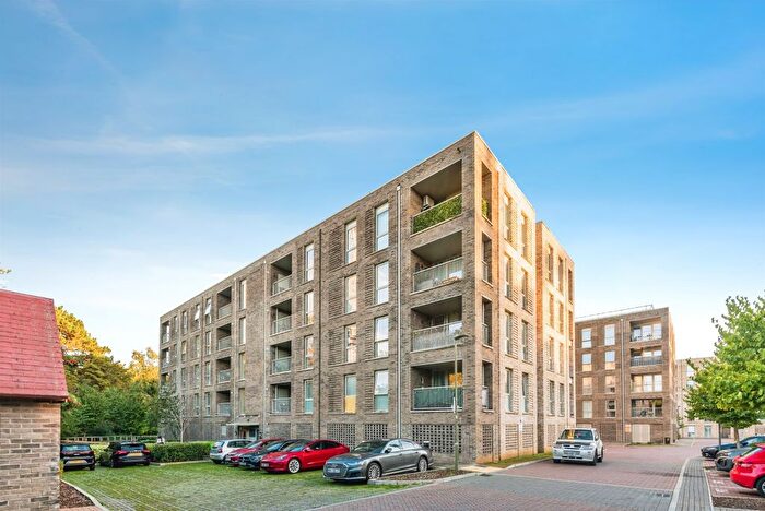 1 Bedroom Flat For Sale In Armstrong Road, Littlemore, Oxford, OX4