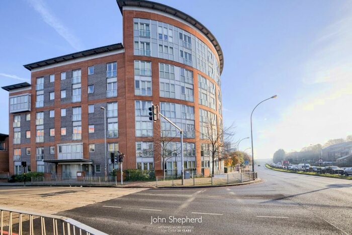 2 Bedroom Flat For Sale In Lee Bank Middleway, Edgbaston, Birmingham, B15