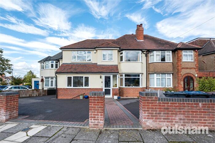 4 Bedroom Semi-Detached House For Sale In Midhurst Road, Kings Norton, Birmingham, West Midlands, B30