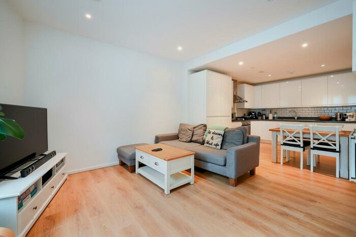 2 Bedroom Apartment To Rent In Chancery Building, Embassy Gardens, London, SW11