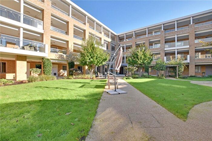 2 Bedroom Apartment For Sale In Blessington Road, Lewisham, London, SE13
